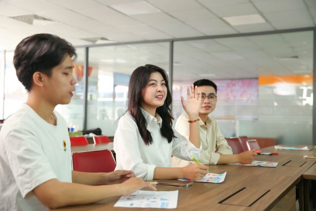 những ai nên học đại học online ngành quản trị nhân lực